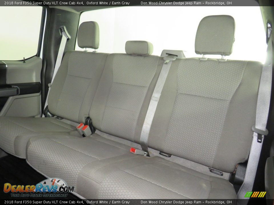 2018 Ford F350 Super Duty XLT Crew Cab 4x4 Oxford White / Earth Gray Photo #23