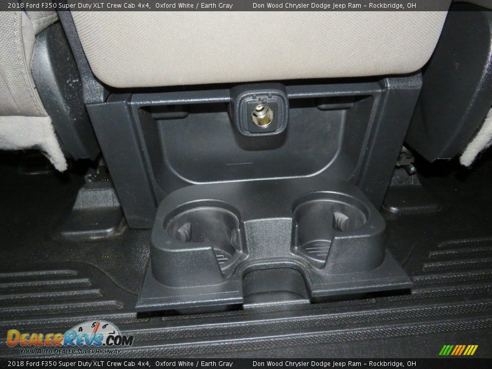 2018 Ford F350 Super Duty XLT Crew Cab 4x4 Oxford White / Earth Gray Photo #26