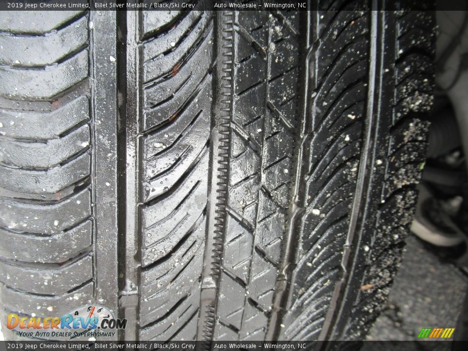 2019 Jeep Cherokee Limited Billet Silver Metallic / Black/Ski Grey Photo #10