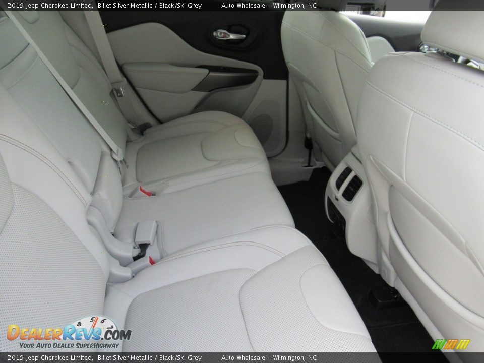 2019 Jeep Cherokee Limited Billet Silver Metallic / Black/Ski Grey Photo #15