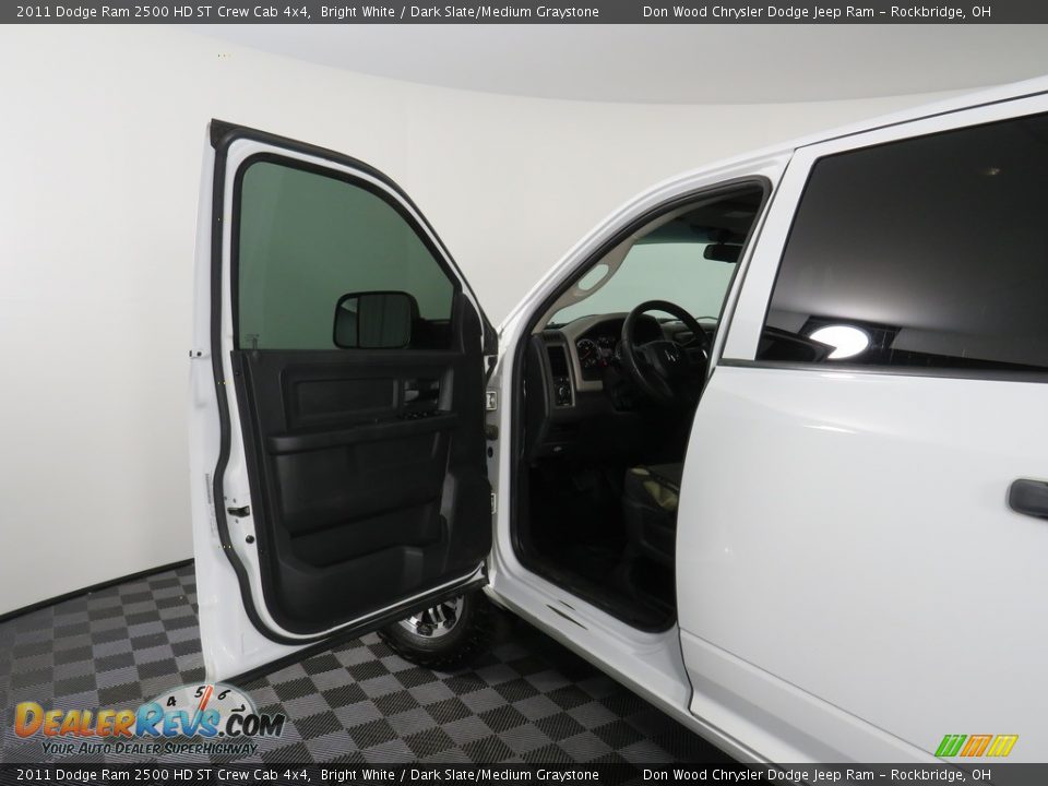 2011 Dodge Ram 2500 HD ST Crew Cab 4x4 Bright White / Dark Slate/Medium Graystone Photo #28