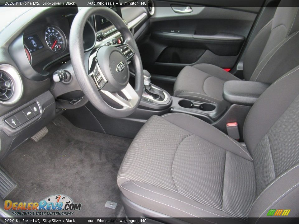 2020 Kia Forte LXS Silky Silver / Black Photo #11