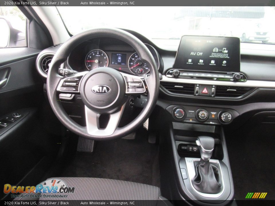 2020 Kia Forte LXS Silky Silver / Black Photo #15