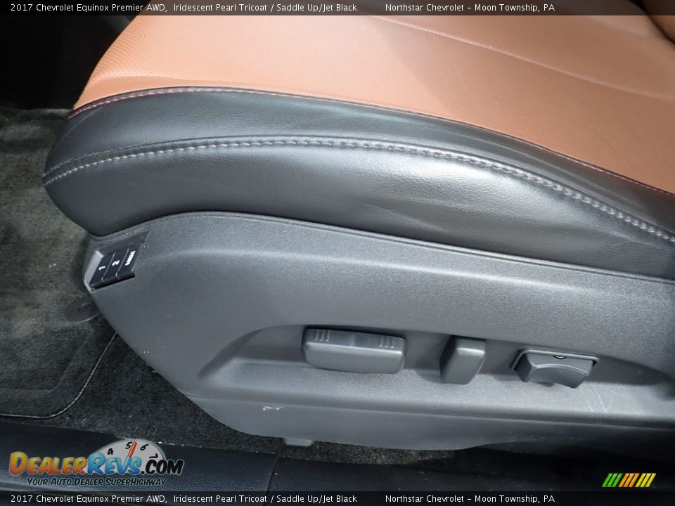 2017 Chevrolet Equinox Premier AWD Iridescent Pearl Tricoat / Saddle Up/Jet Black Photo #25