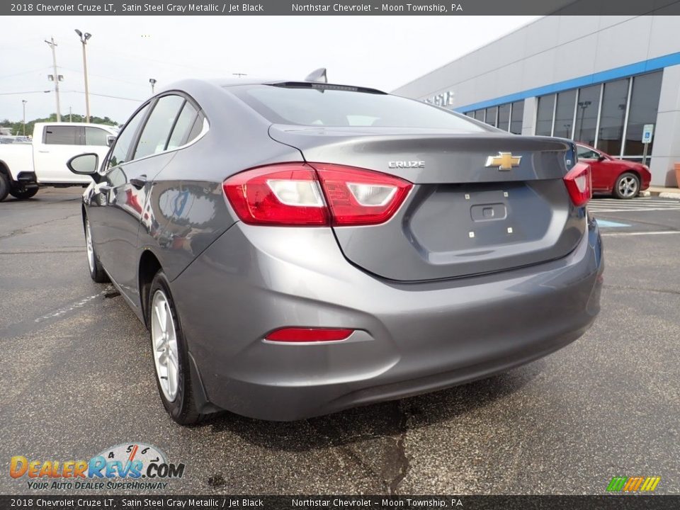 2018 Chevrolet Cruze LT Satin Steel Gray Metallic / Jet Black Photo #5