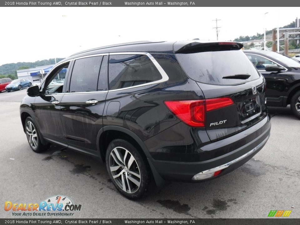 2018 Honda Pilot Touring AWD Crystal Black Pearl / Black Photo #7