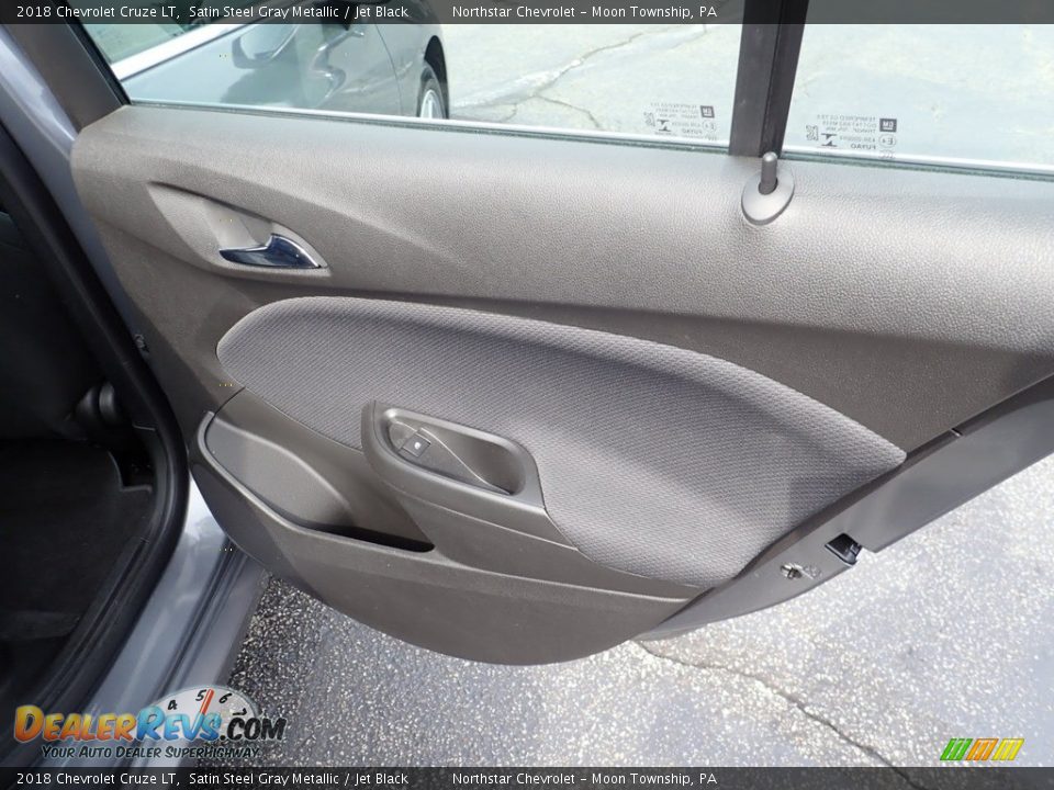 2018 Chevrolet Cruze LT Satin Steel Gray Metallic / Jet Black Photo #19