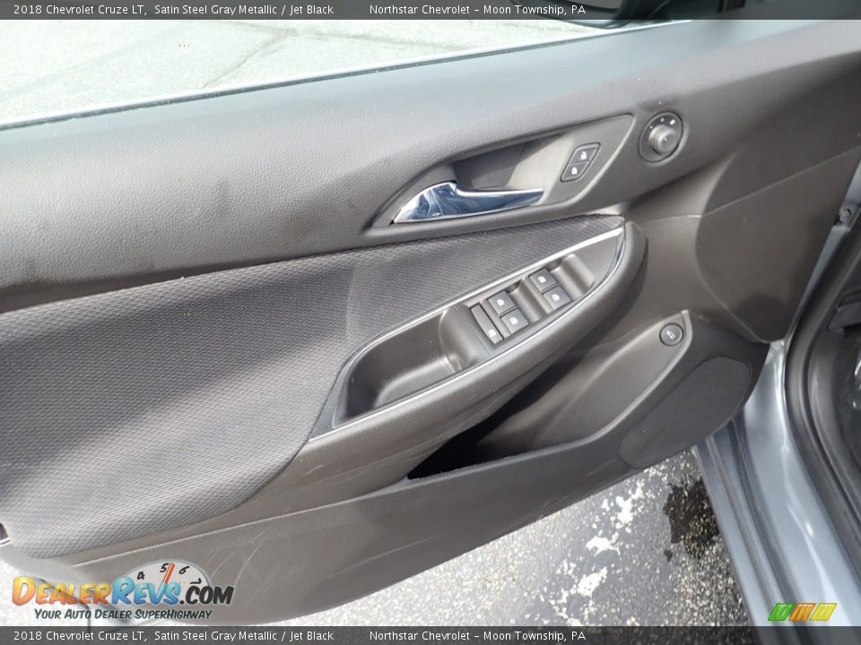 2018 Chevrolet Cruze LT Satin Steel Gray Metallic / Jet Black Photo #24