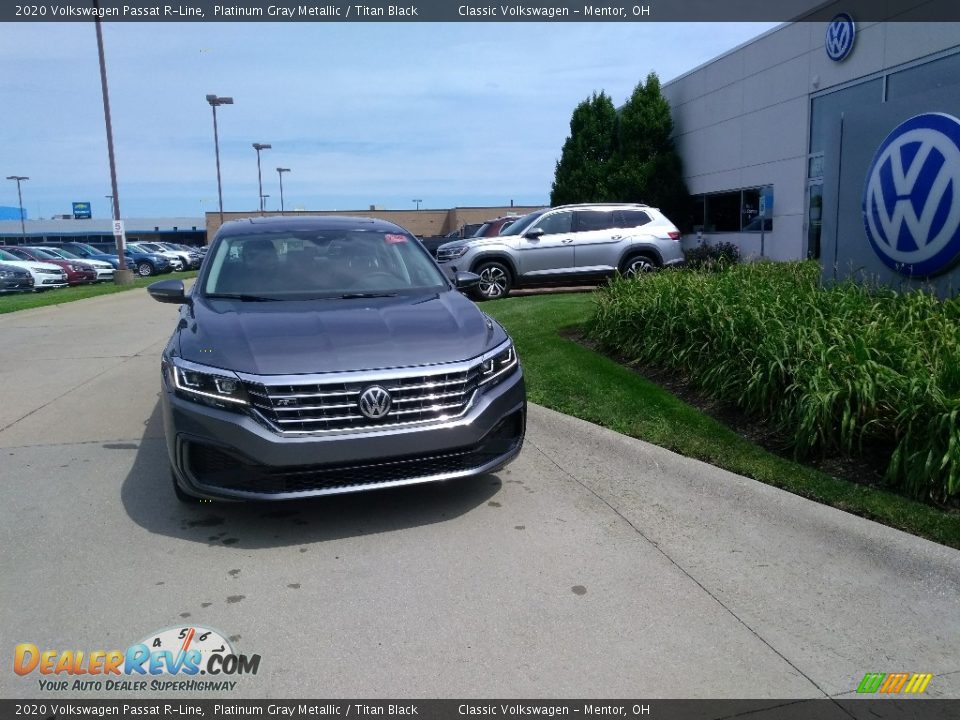 2020 Volkswagen Passat R-Line Platinum Gray Metallic / Titan Black Photo #1