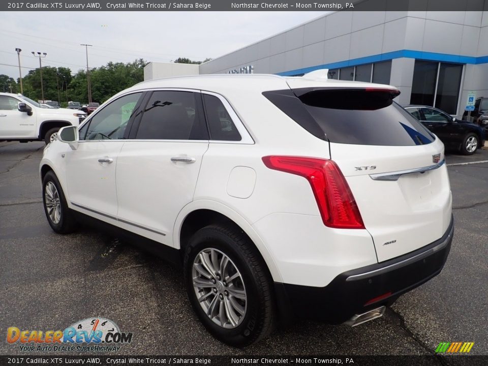 2017 Cadillac XT5 Luxury AWD Crystal White Tricoat / Sahara Beige Photo #4