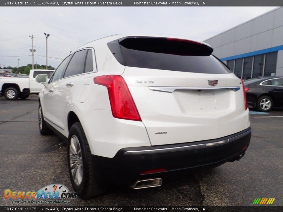 2017 Cadillac XT5 Luxury AWD Crystal White Tricoat / Sahara Beige Photo #5