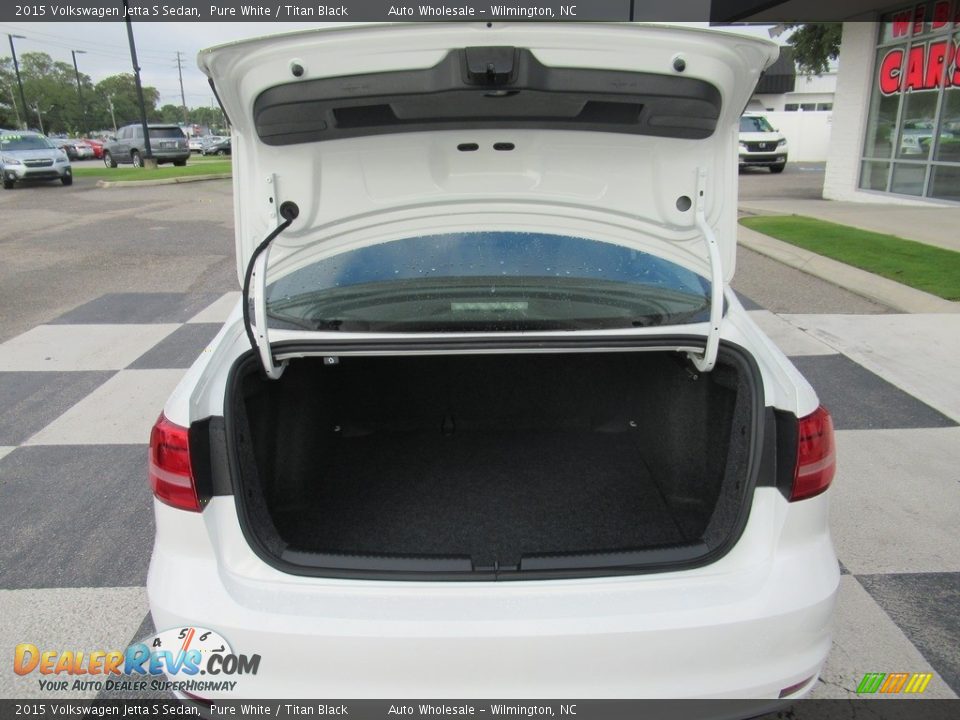 2015 Volkswagen Jetta S Sedan Pure White / Titan Black Photo #5