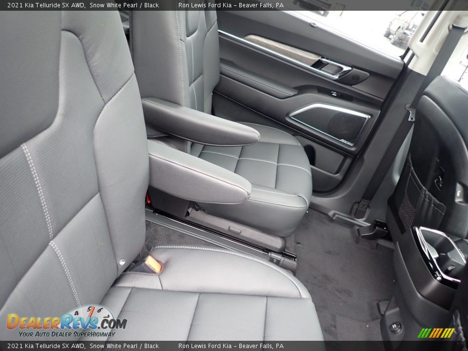 Front Seat of 2021 Kia Telluride SX AWD Photo #9