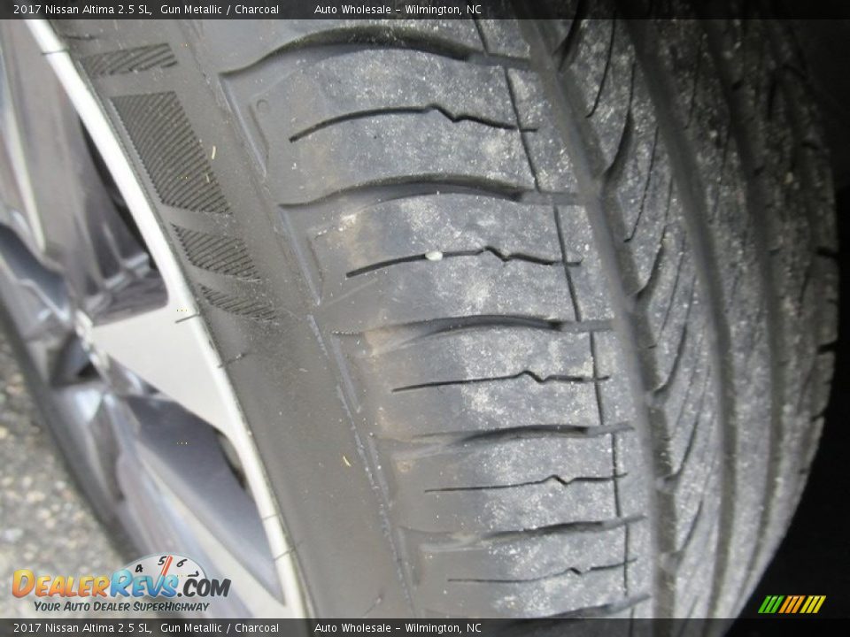 2017 Nissan Altima 2.5 SL Gun Metallic / Charcoal Photo #9
