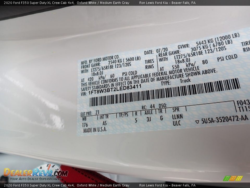 2020 Ford F350 Super Duty XL Crew Cab 4x4 Oxford White / Medium Earth Gray Photo #15