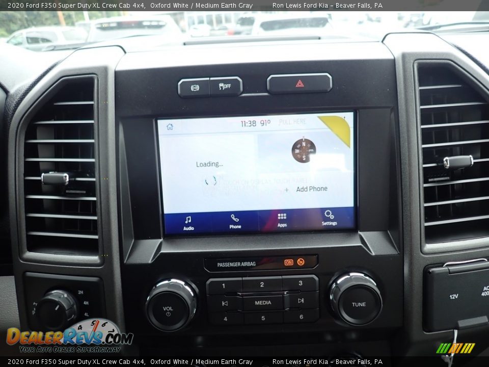 2020 Ford F350 Super Duty XL Crew Cab 4x4 Oxford White / Medium Earth Gray Photo #16
