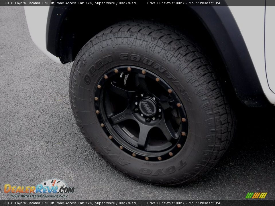 2018 Toyota Tacoma TRD Off Road Access Cab 4x4 Super White / Black/Red Photo #3