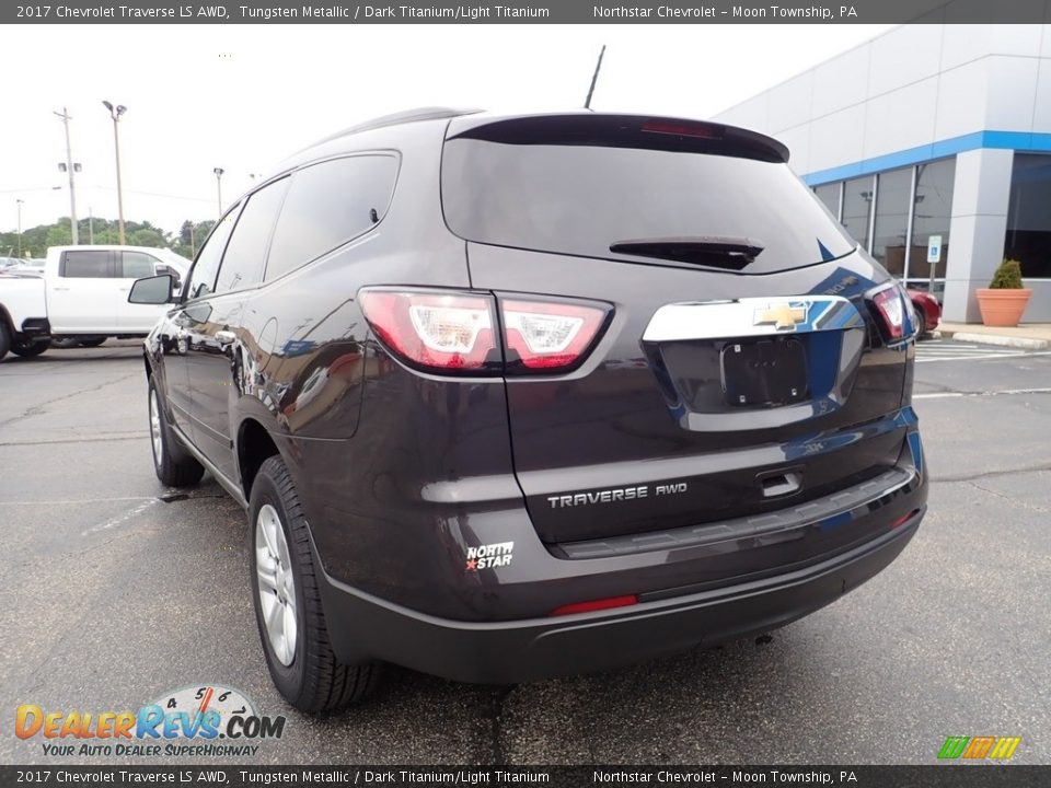2017 Chevrolet Traverse LS AWD Tungsten Metallic / Dark Titanium/Light Titanium Photo #5