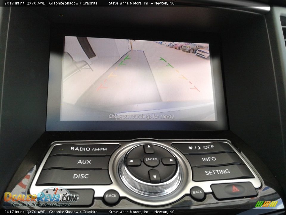 Controls of 2017 Infiniti QX70 AWD Photo #22
