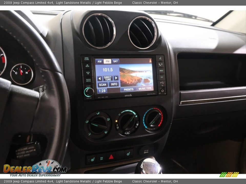 2009 Jeep Compass Limited 4x4 Light Sandstone Metallic / Light Pebble Beige Photo #9