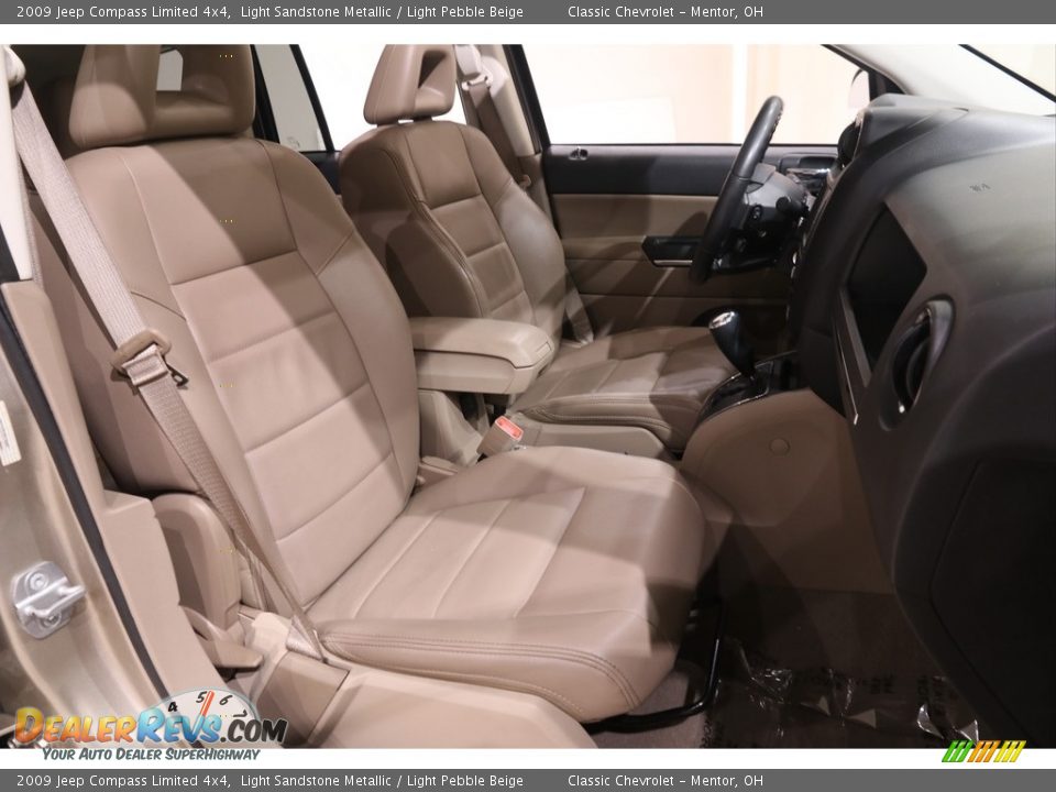 Front Seat of 2009 Jeep Compass Limited 4x4 Photo #13