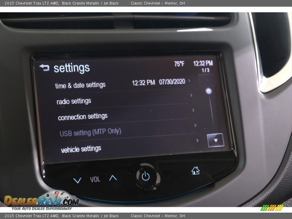 Controls of 2015 Chevrolet Trax LTZ AWD Photo #12