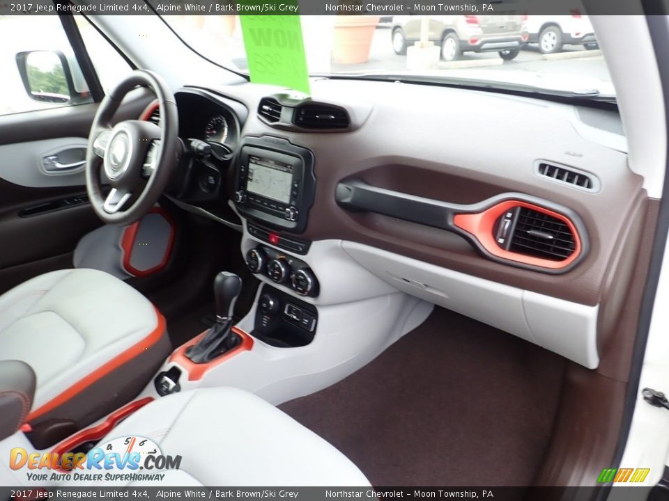 2017 Jeep Renegade Limited 4x4 Alpine White / Bark Brown/Ski Grey Photo #15