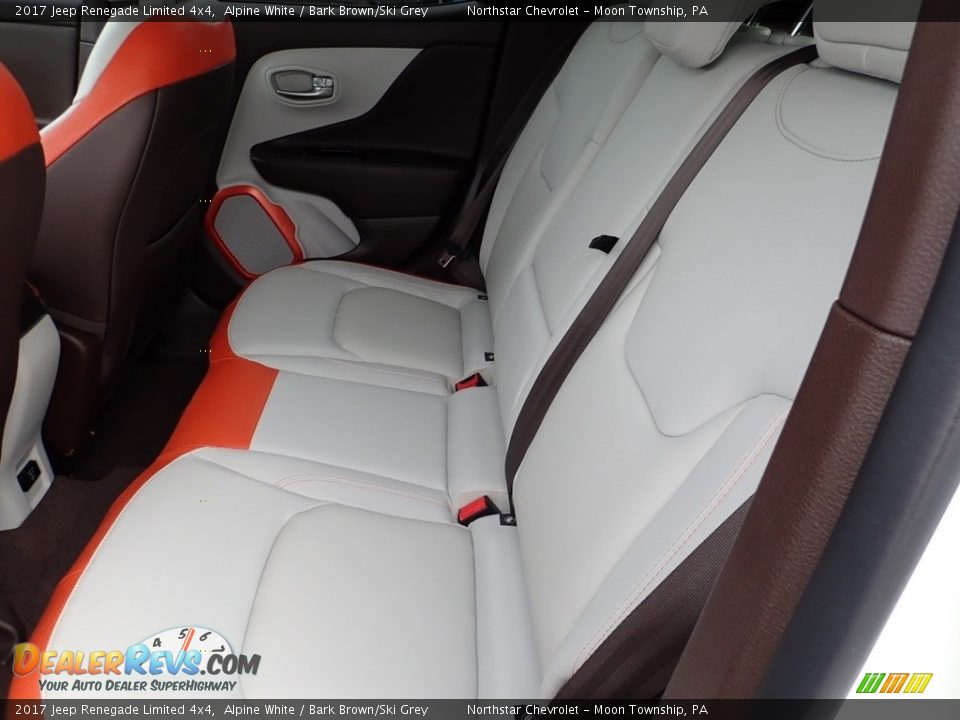2017 Jeep Renegade Limited 4x4 Alpine White / Bark Brown/Ski Grey Photo #20