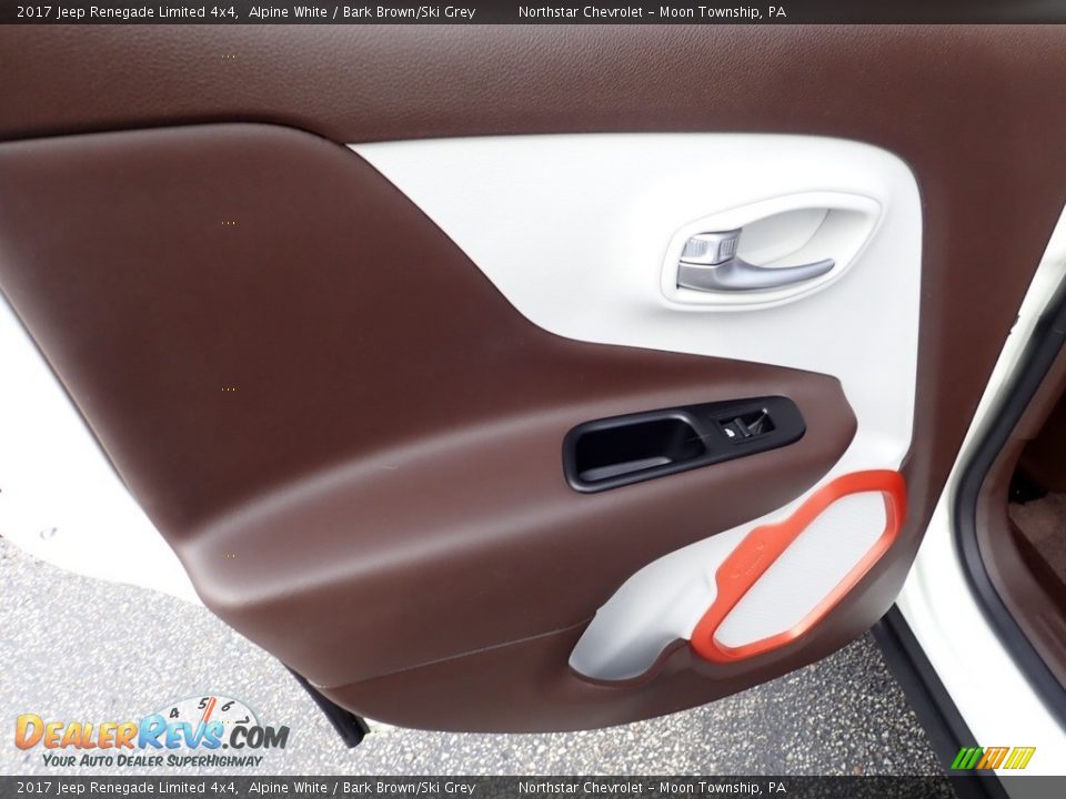 2017 Jeep Renegade Limited 4x4 Alpine White / Bark Brown/Ski Grey Photo #22