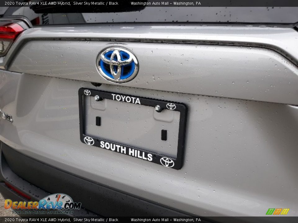 2020 Toyota RAV4 XLE AWD Hybrid Silver Sky Metallic / Black Photo #36