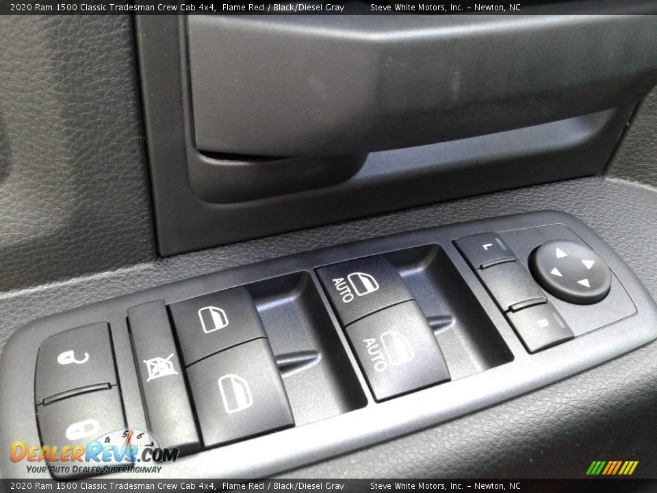 2020 Ram 1500 Classic Tradesman Crew Cab 4x4 Flame Red / Black/Diesel Gray Photo #12