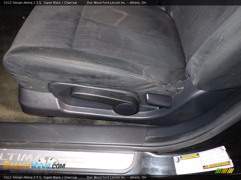 2012 Nissan Altima 2.5 S Super Black / Charcoal Photo #17
