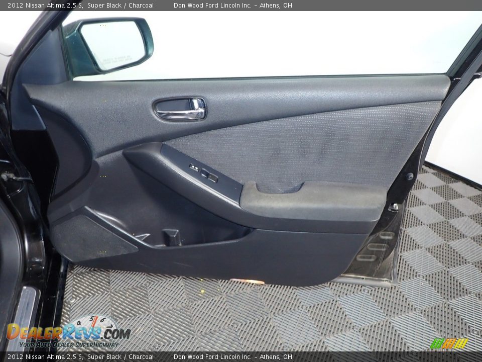2012 Nissan Altima 2.5 S Super Black / Charcoal Photo #23