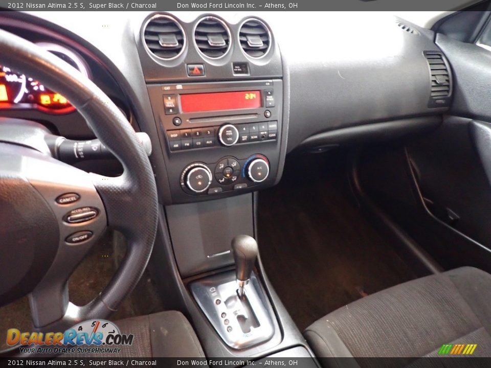 2012 Nissan Altima 2.5 S Super Black / Charcoal Photo #29