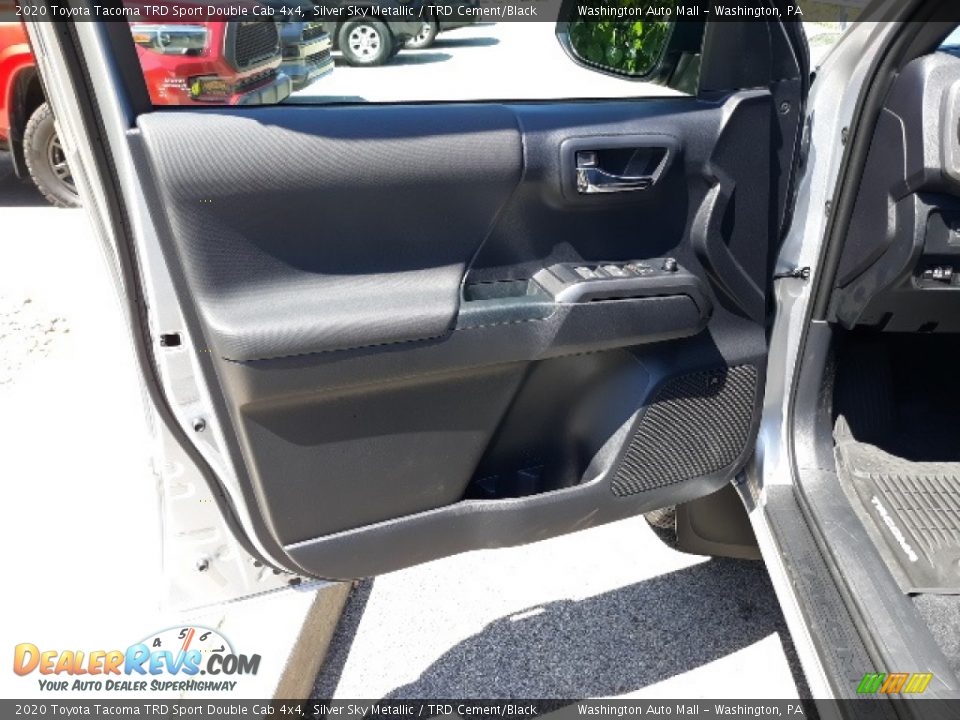 2020 Toyota Tacoma TRD Sport Double Cab 4x4 Silver Sky Metallic / TRD Cement/Black Photo #17