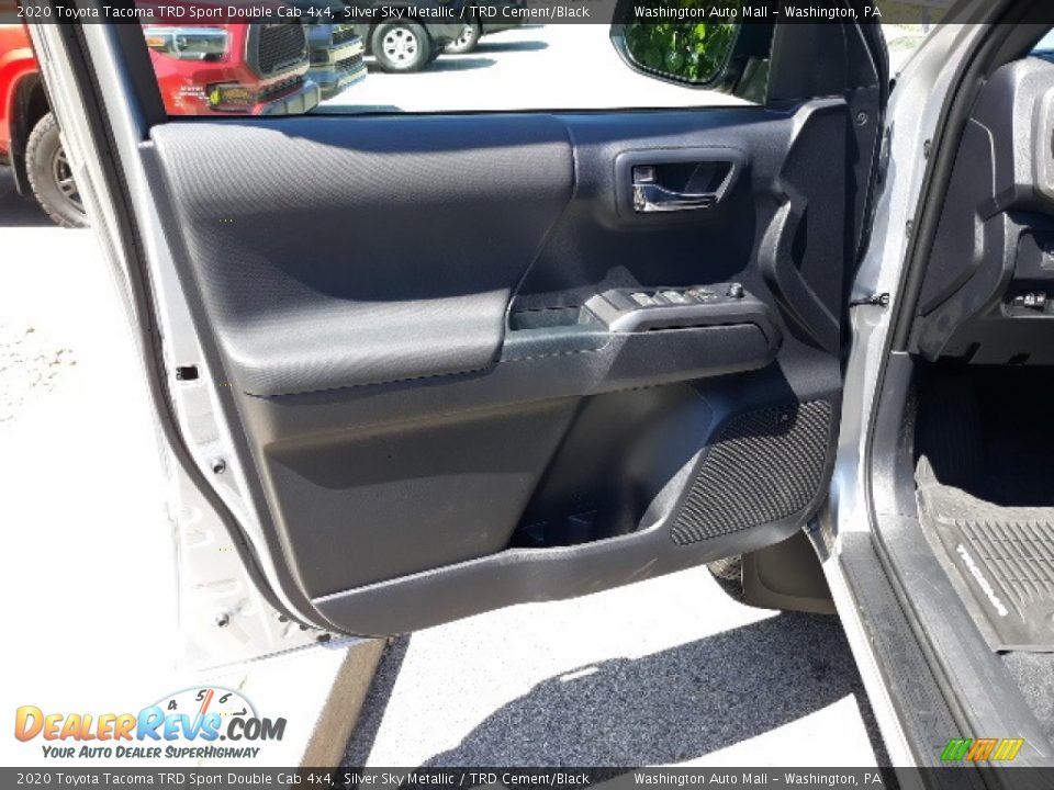 2020 Toyota Tacoma TRD Sport Double Cab 4x4 Silver Sky Metallic / TRD Cement/Black Photo #17