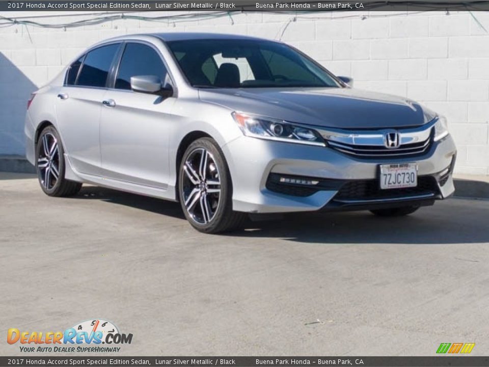 2017 Honda Accord Sport Special Edition Sedan Lunar Silver Metallic / Black Photo #1