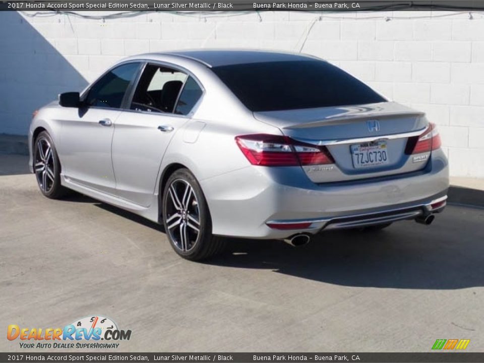2017 Honda Accord Sport Special Edition Sedan Lunar Silver Metallic / Black Photo #2