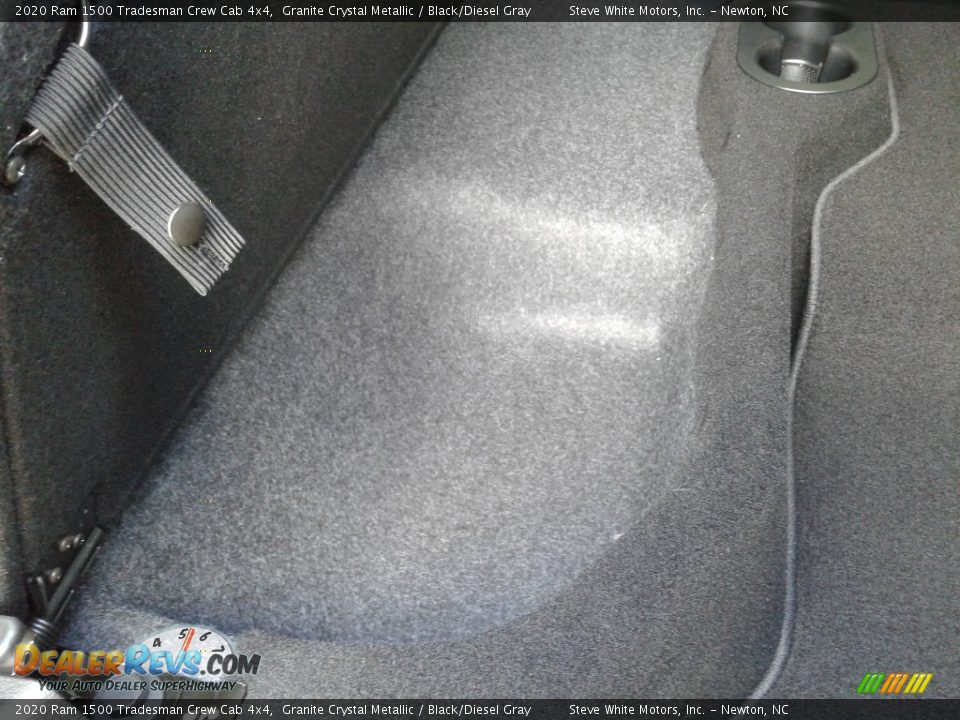 2020 Ram 1500 Tradesman Crew Cab 4x4 Granite Crystal Metallic / Black/Diesel Gray Photo #16