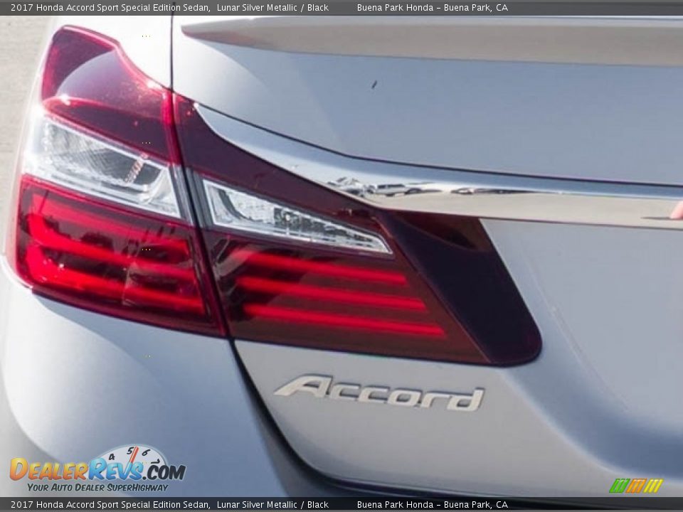 2017 Honda Accord Sport Special Edition Sedan Lunar Silver Metallic / Black Photo #11