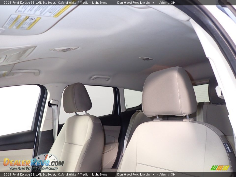 2013 Ford Escape SE 1.6L EcoBoost Oxford White / Medium Light Stone Photo #31