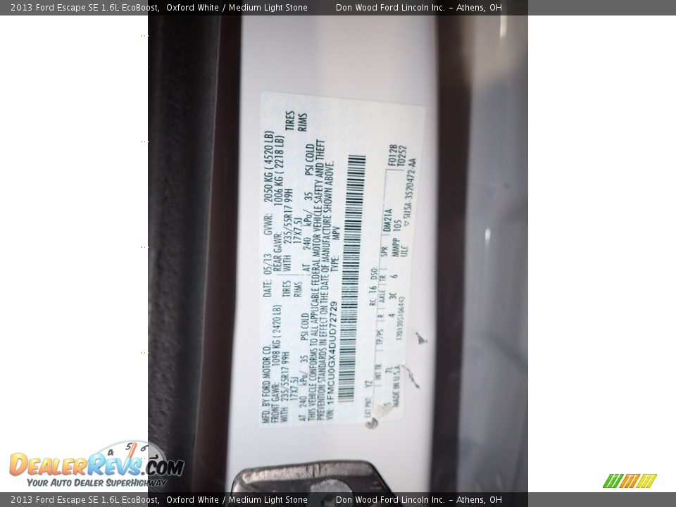 2013 Ford Escape SE 1.6L EcoBoost Oxford White / Medium Light Stone Photo #32