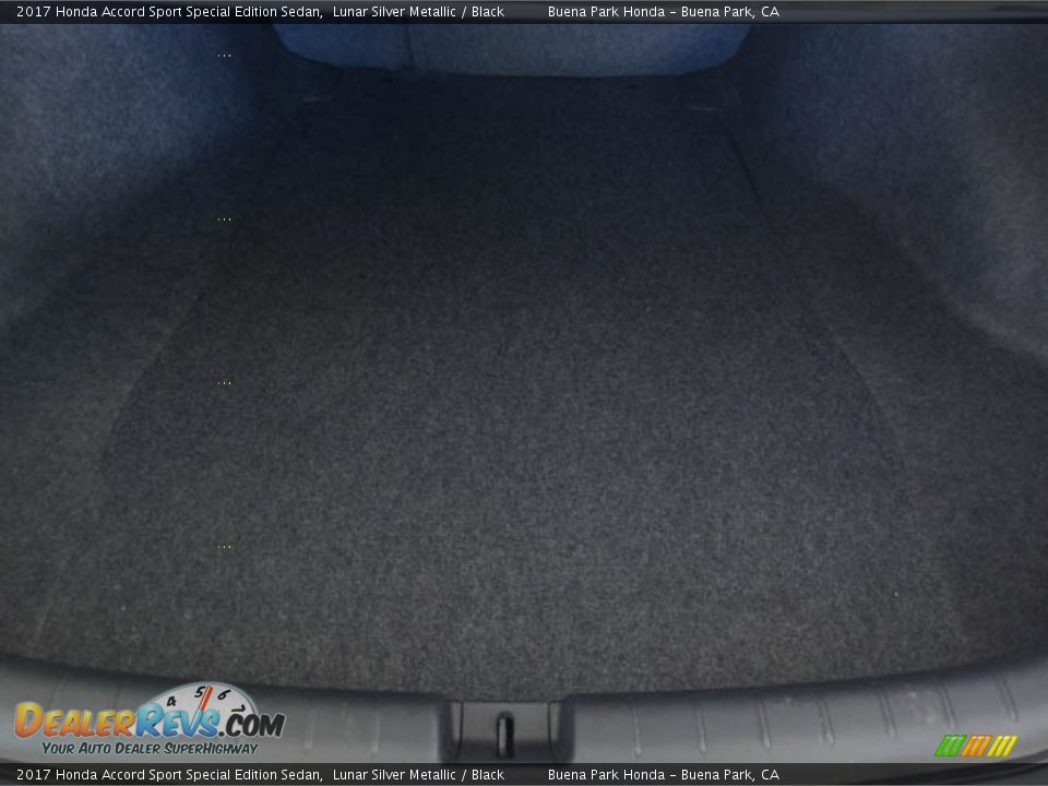 2017 Honda Accord Sport Special Edition Sedan Lunar Silver Metallic / Black Photo #17