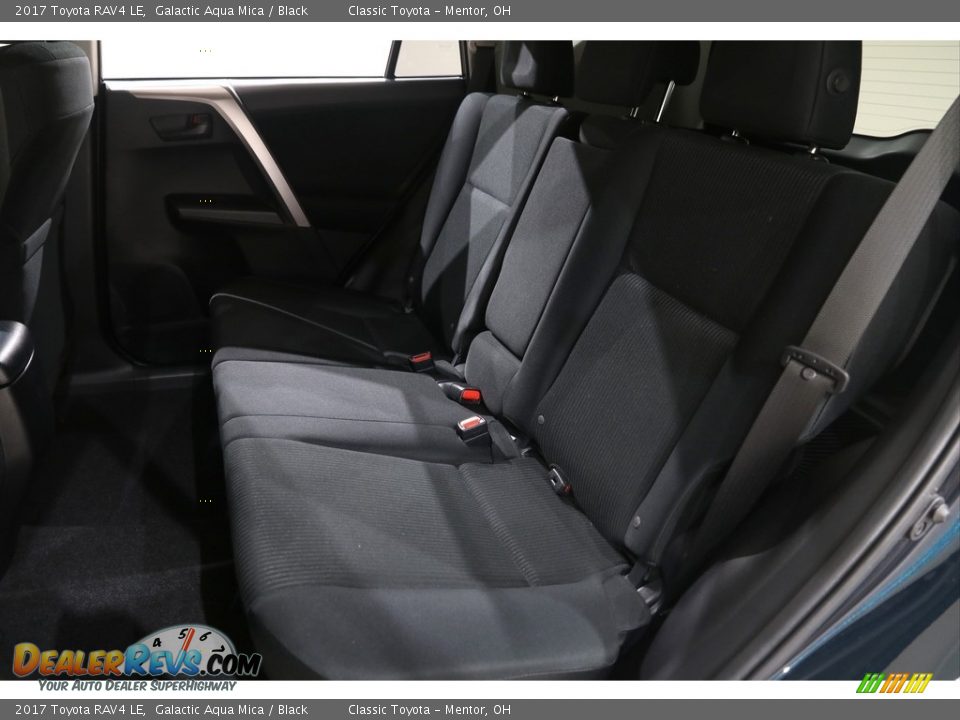 2017 Toyota RAV4 LE Galactic Aqua Mica / Black Photo #16