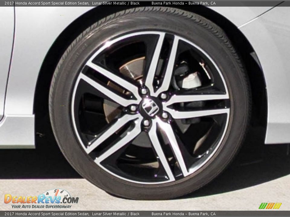 2017 Honda Accord Sport Special Edition Sedan Lunar Silver Metallic / Black Photo #31
