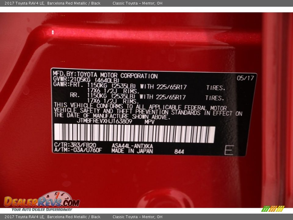 2017 Toyota RAV4 LE Barcelona Red Metallic / Black Photo #20