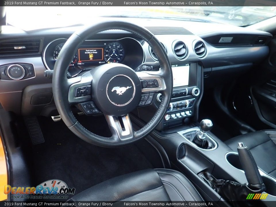 Dashboard of 2019 Ford Mustang GT Premium Fastback Photo #17