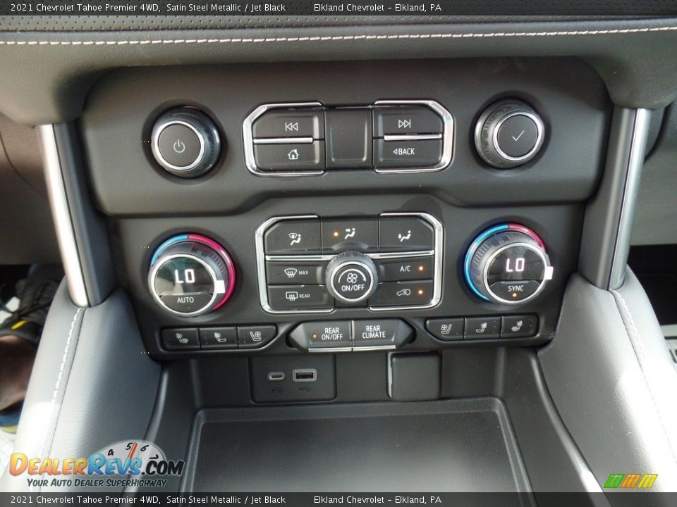 Controls of 2021 Chevrolet Tahoe Premier 4WD Photo #33