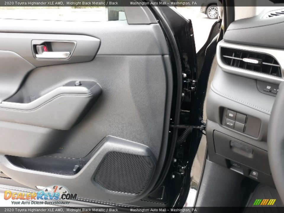 2020 Toyota Highlander XLE AWD Midnight Black Metallic / Black Photo #6