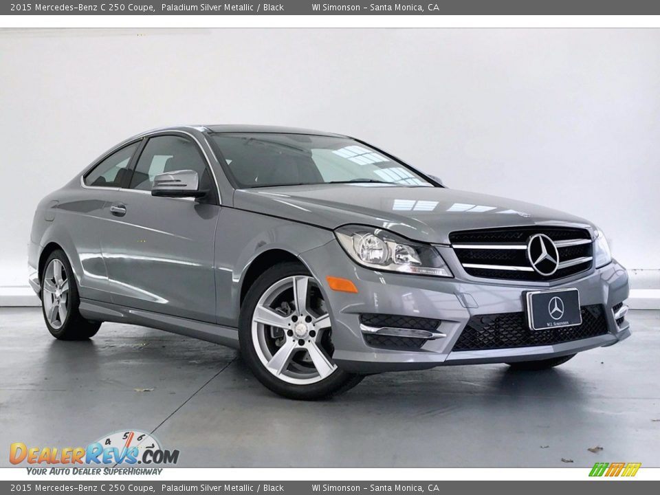 Front 3/4 View of 2015 Mercedes-Benz C 250 Coupe Photo #34
